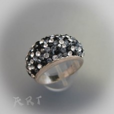 Сребърен дамски пръстен с камъни Swarovski R-305